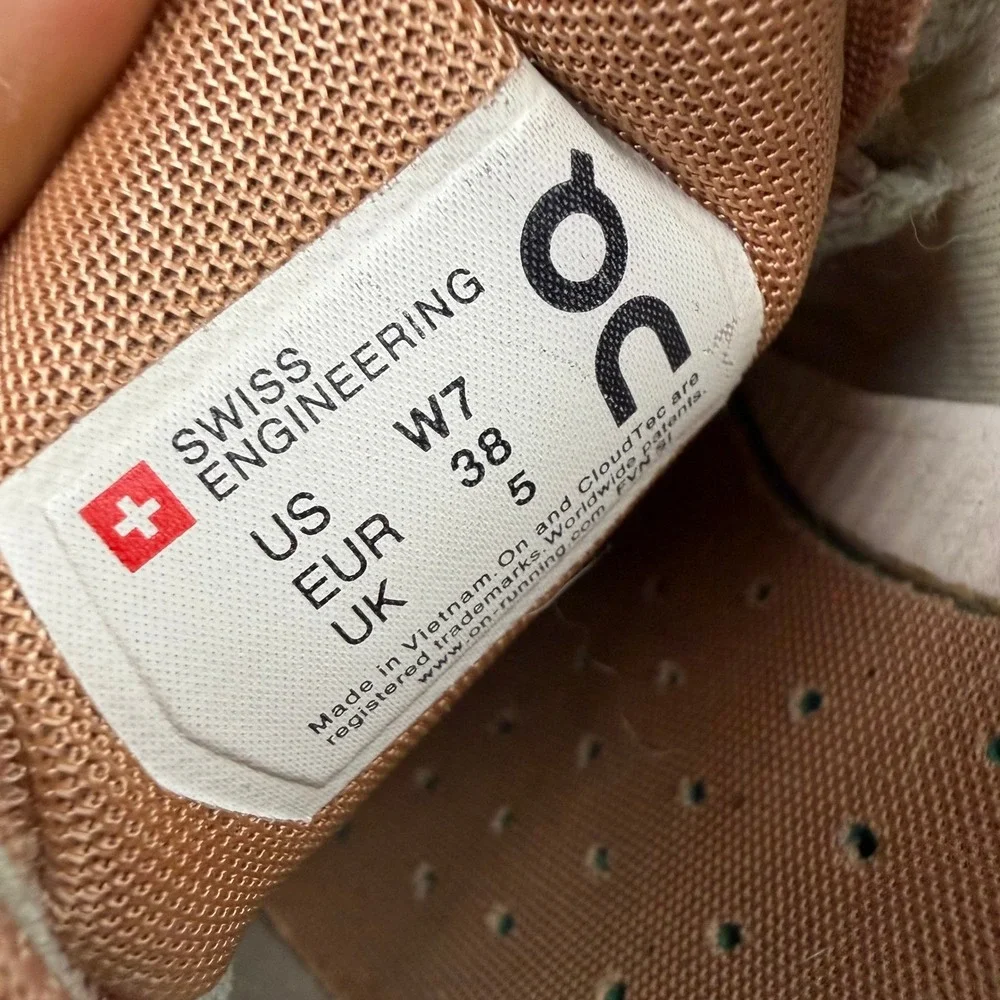 On Cloudflow Womens Running Shoes Tan Beige Green Helion Sneakers Size 7